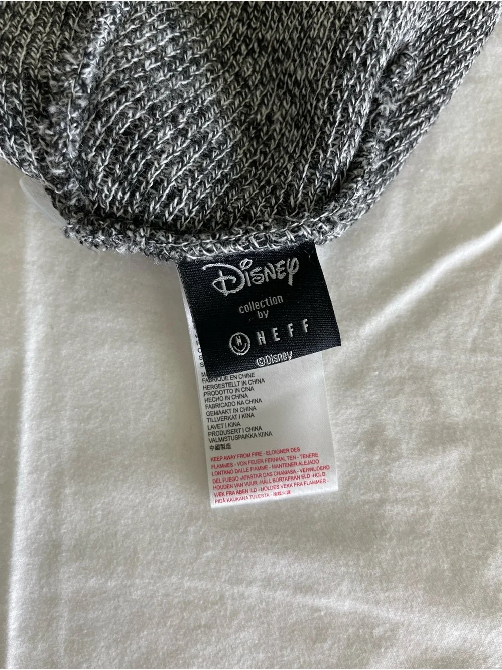 Disney Kids Minnie Mouse Gray & Red Knit Beanie